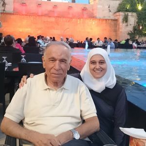 Meet your Posher, Nada